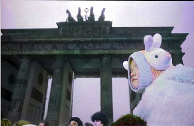 Inaugurazione della mostra Berlin, Brandenburger Tor 1989 con fotografie di Massimo Golfieri