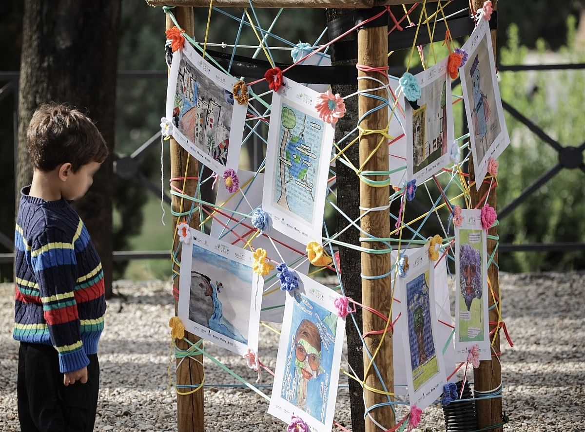 4 di 6.274 #127795; Il futuro del pianeta attraverso lo sguardo dei bambini